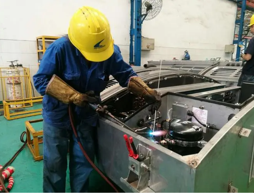 ���ػ�����